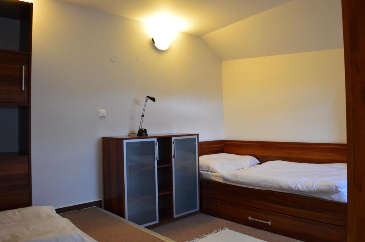 גולובינקה Apartman G4 V Tatranskej Strbe - Apartmanovy Dom Golem מראה חיצוני תמונה