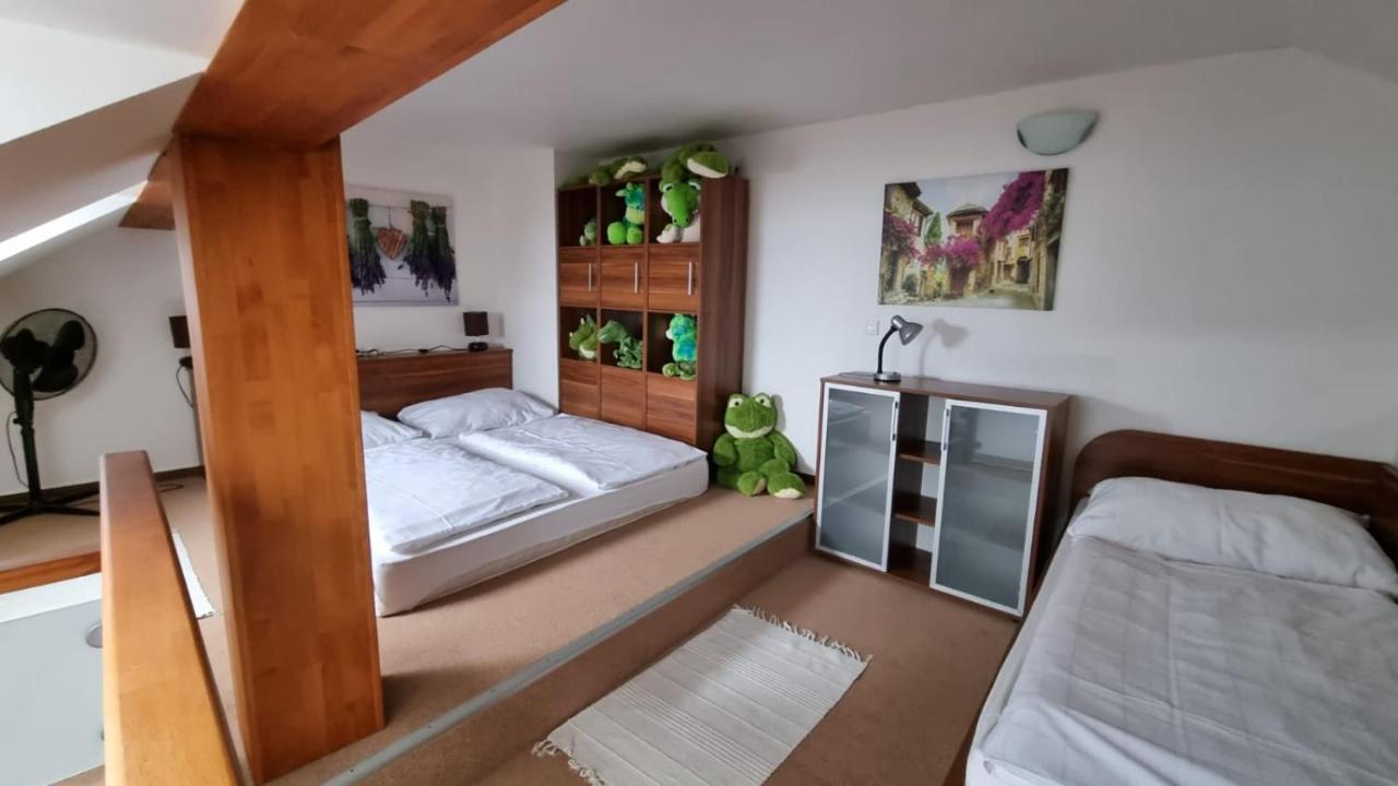 גולובינקה Apartman G4 V Tatranskej Strbe - Apartmanovy Dom Golem מראה חיצוני תמונה